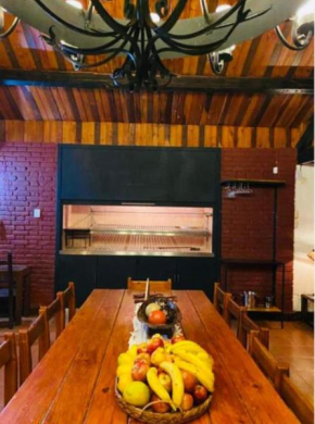 Casona La Calandria con Piscina y Aguas Termales